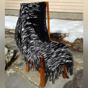 Lula Roe, Mimi black, white